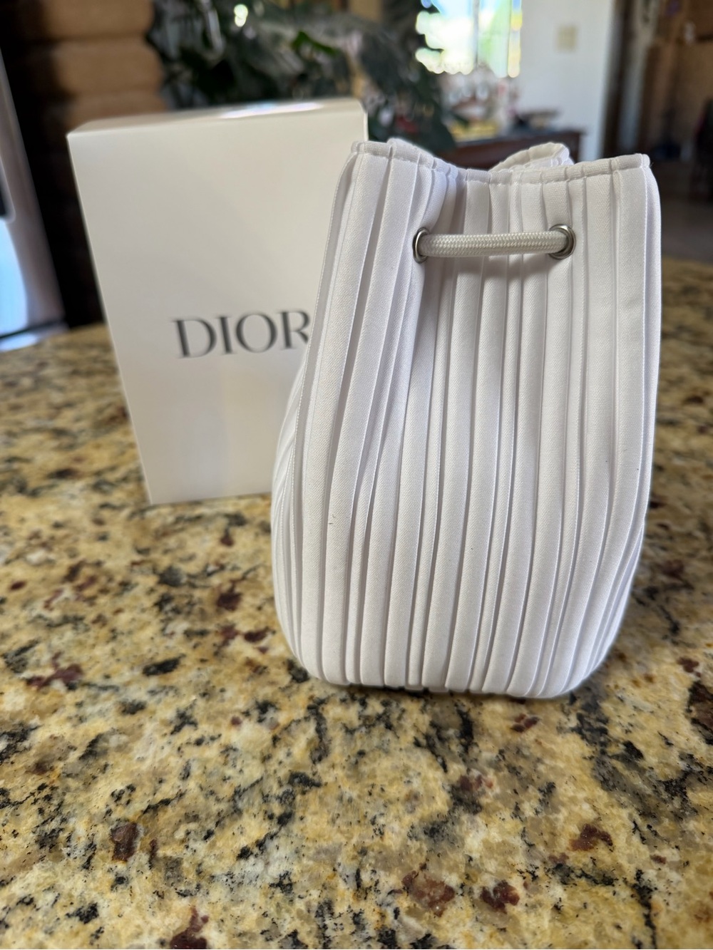 Dior Pleated Drawstring Beauty Pouch White Travel Jewelry Bag w/ Box NIB - Picture 2 of 3